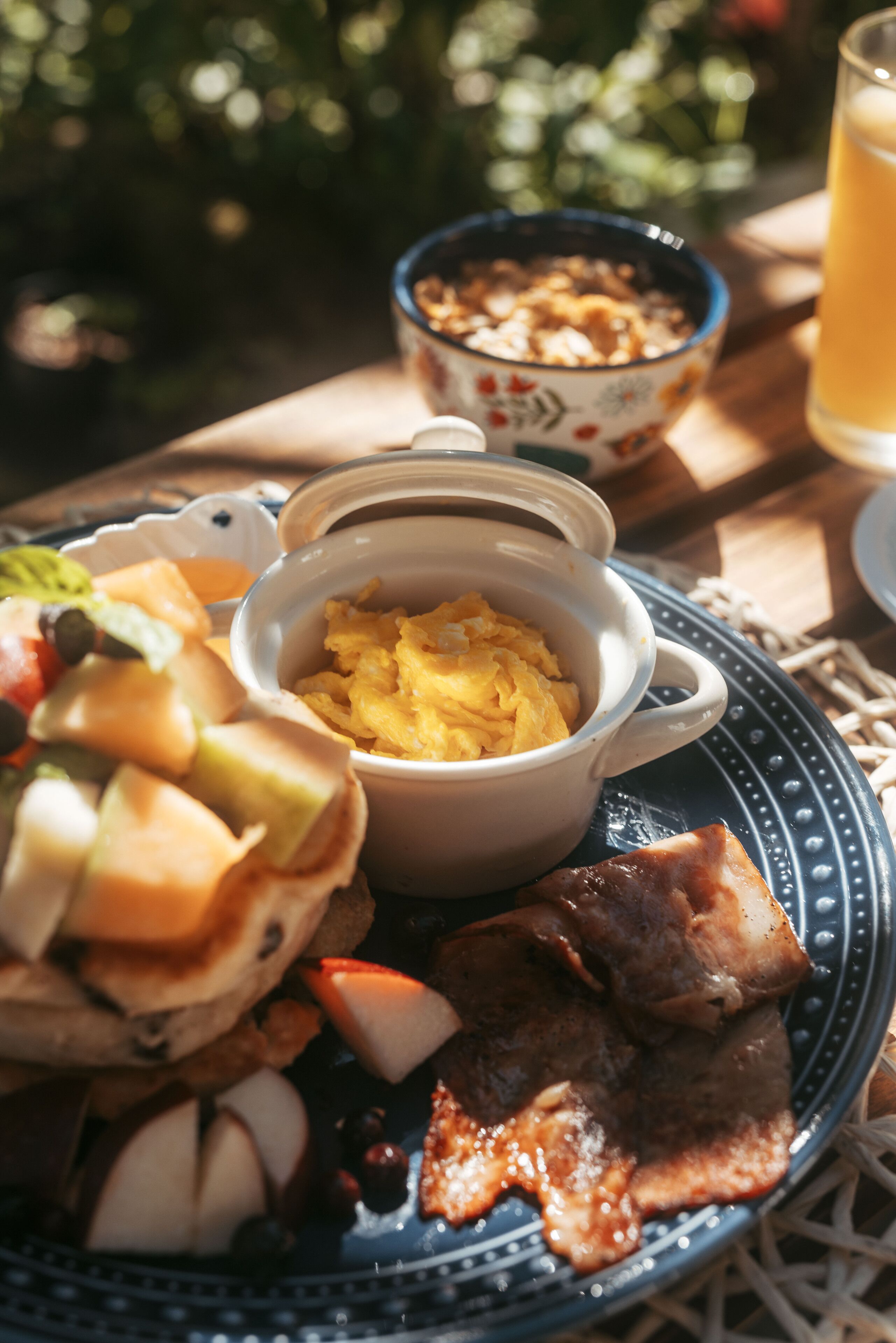 1 bedroom, frette italian sheets, premium bedding, down duvets