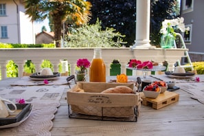 Colazione completa inclusa, servita tutte le mattine