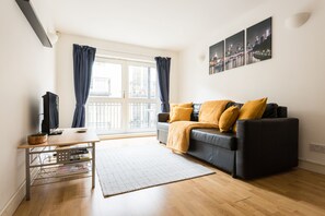Apartment, 2 Bedrooms, Non Smoking (9999) | Living area | Flat-screen TV, Netflix