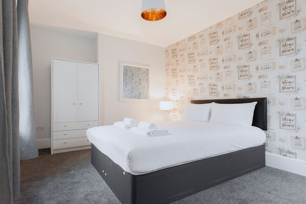 Apartment, 4 Bedrooms, Non Smoking