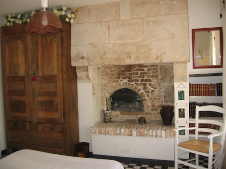 Double Room | Individually decorated, individually furnished, blackout drapes. Le Moulin Bertrand