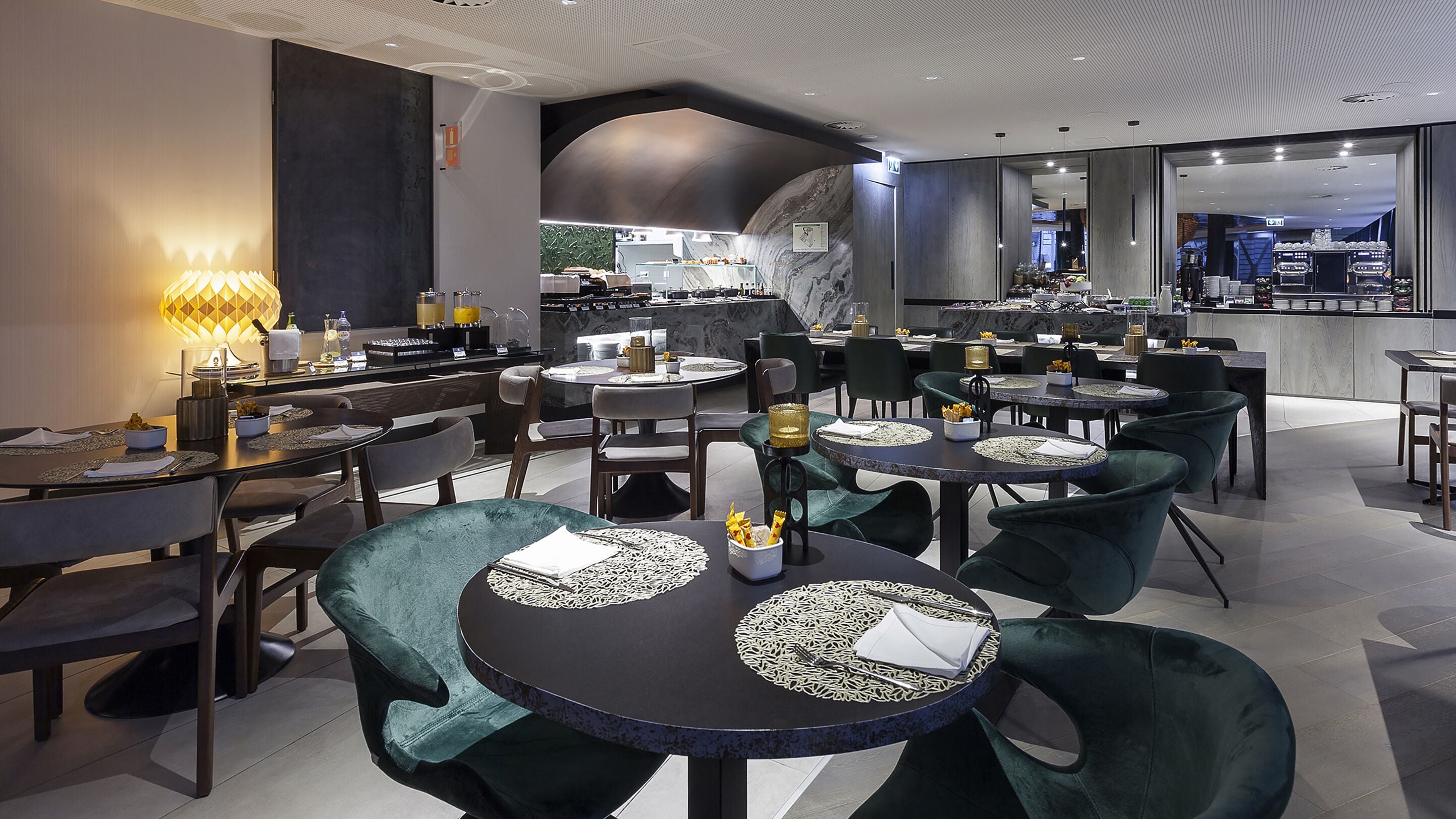 daily continental breakfast (eur 10 per person)