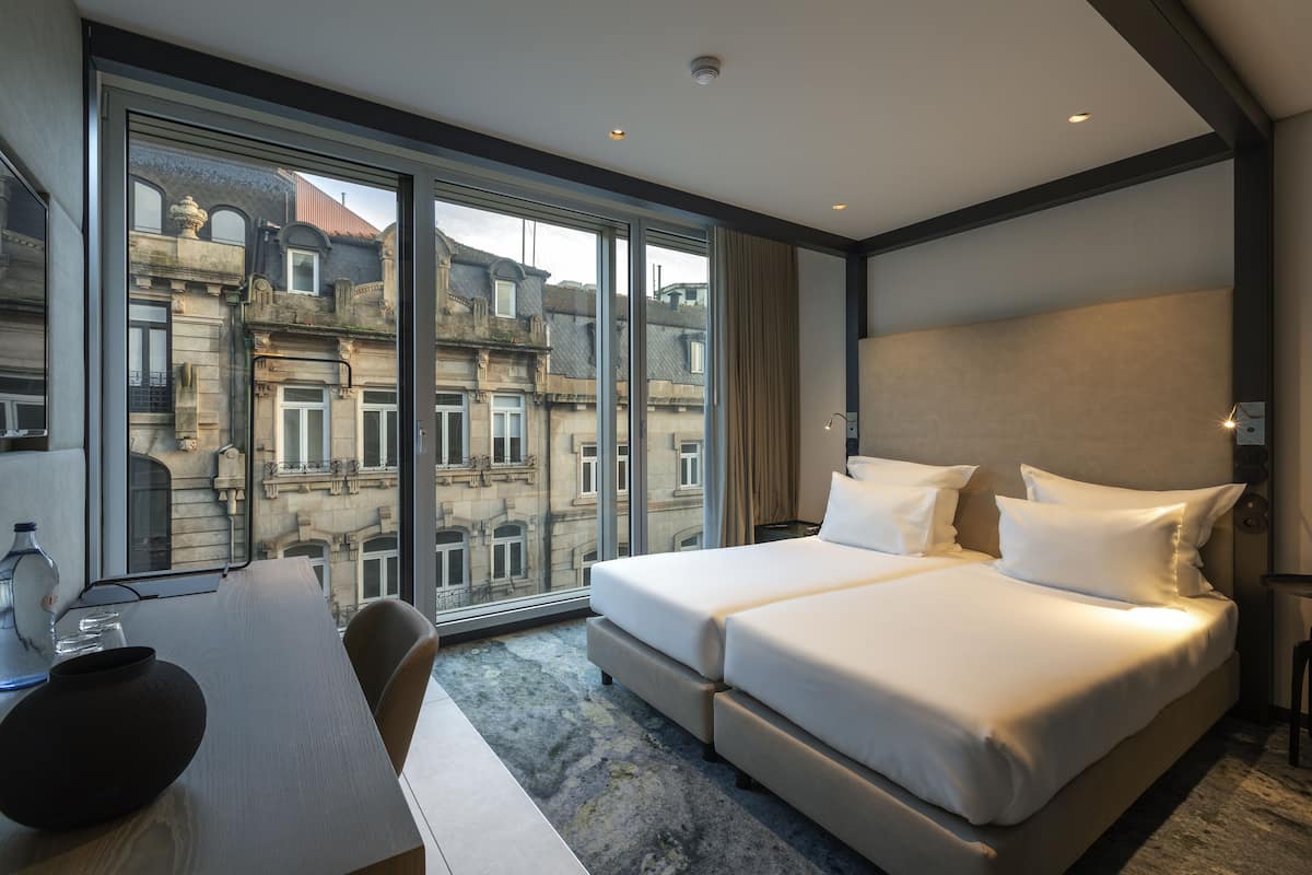 Chambre avec lits jumeaux, vue ville