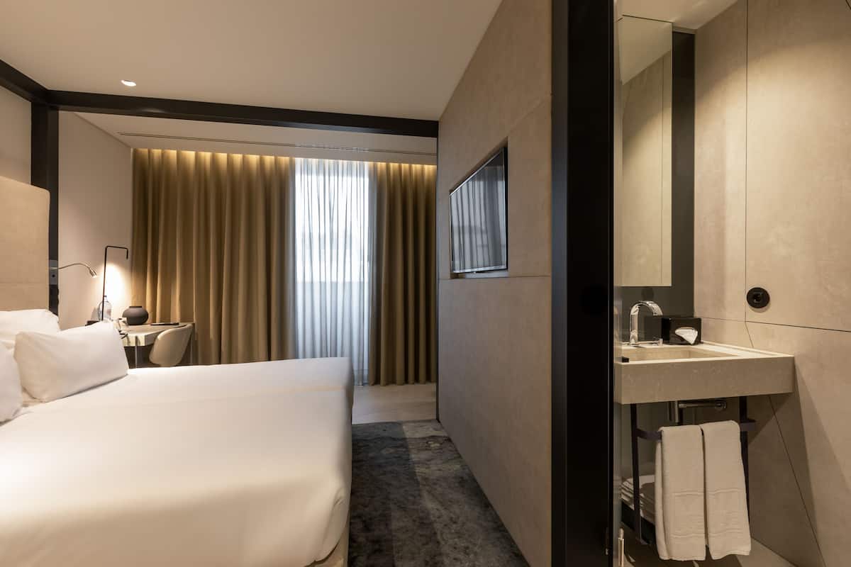 Chambre Deluxe avec lits jumeaux | Salle de bain
