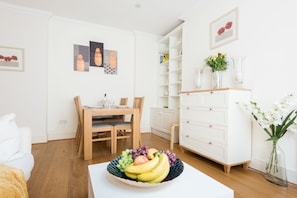 Apartment, 2 Bedrooms, Non Smoking | Living area - Platinum Apartment Next to Westminster 9983 (London)