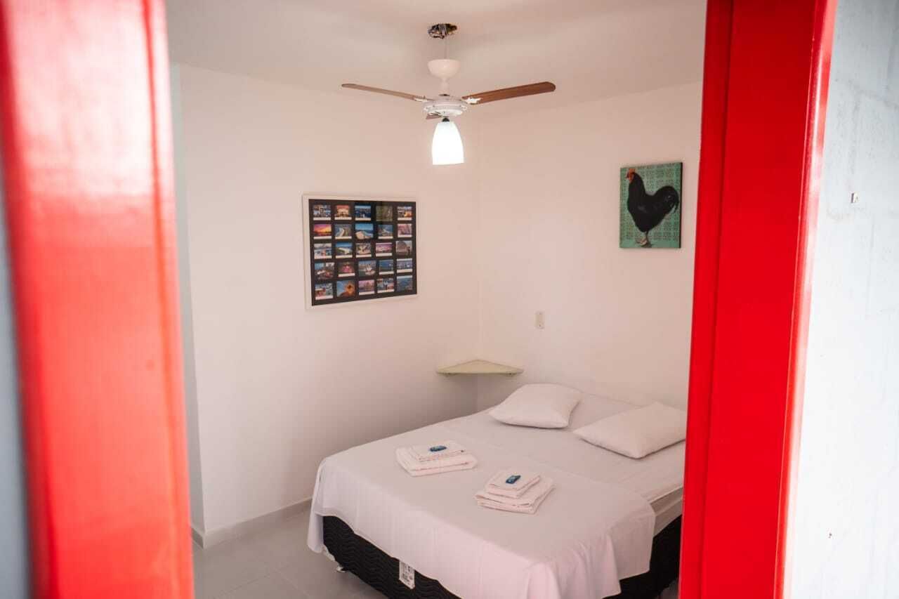 Minibar, wifi gratis y ropa de cama 