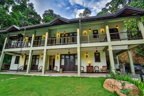 Fachada de la propiedad