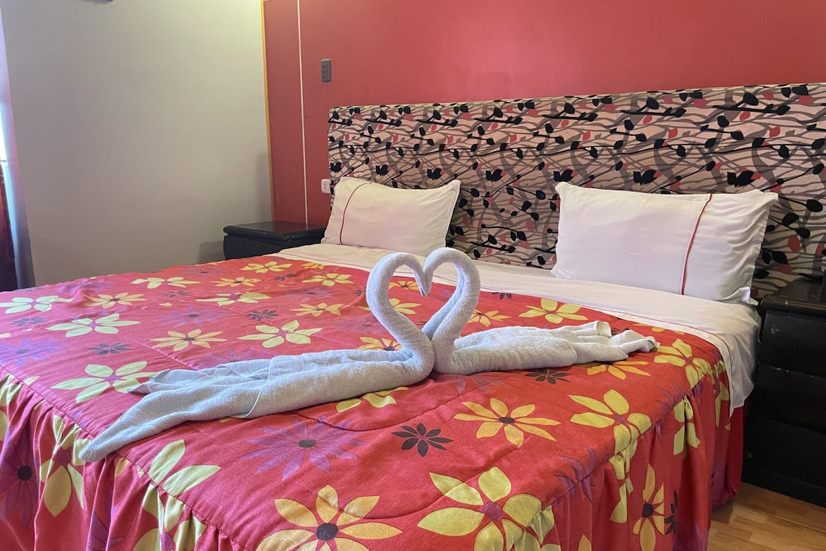 1 bedroom, premium bedding, individually decorated, soundproofing