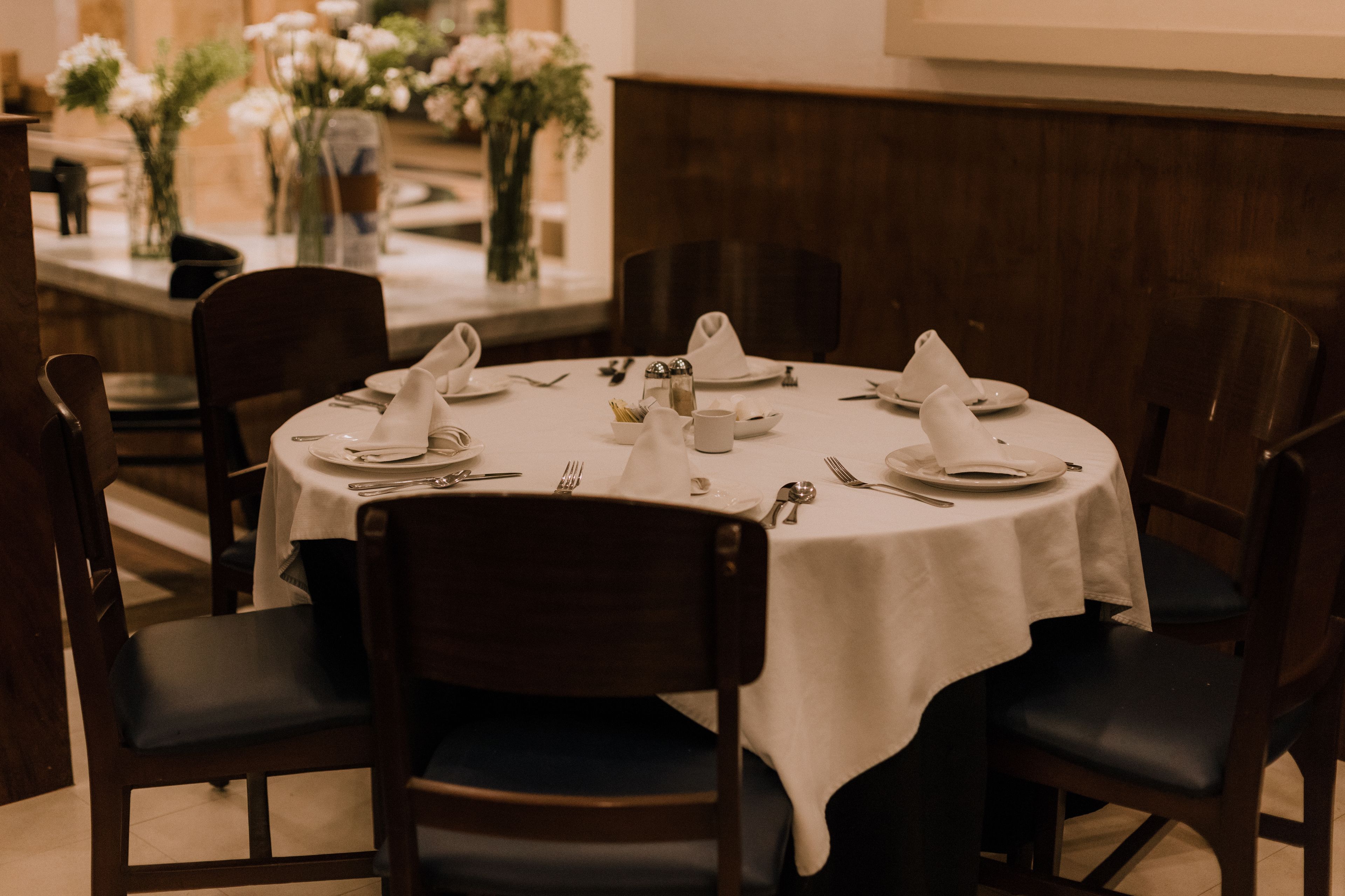 breakfast, lunch, dinner served; local and international cuisine