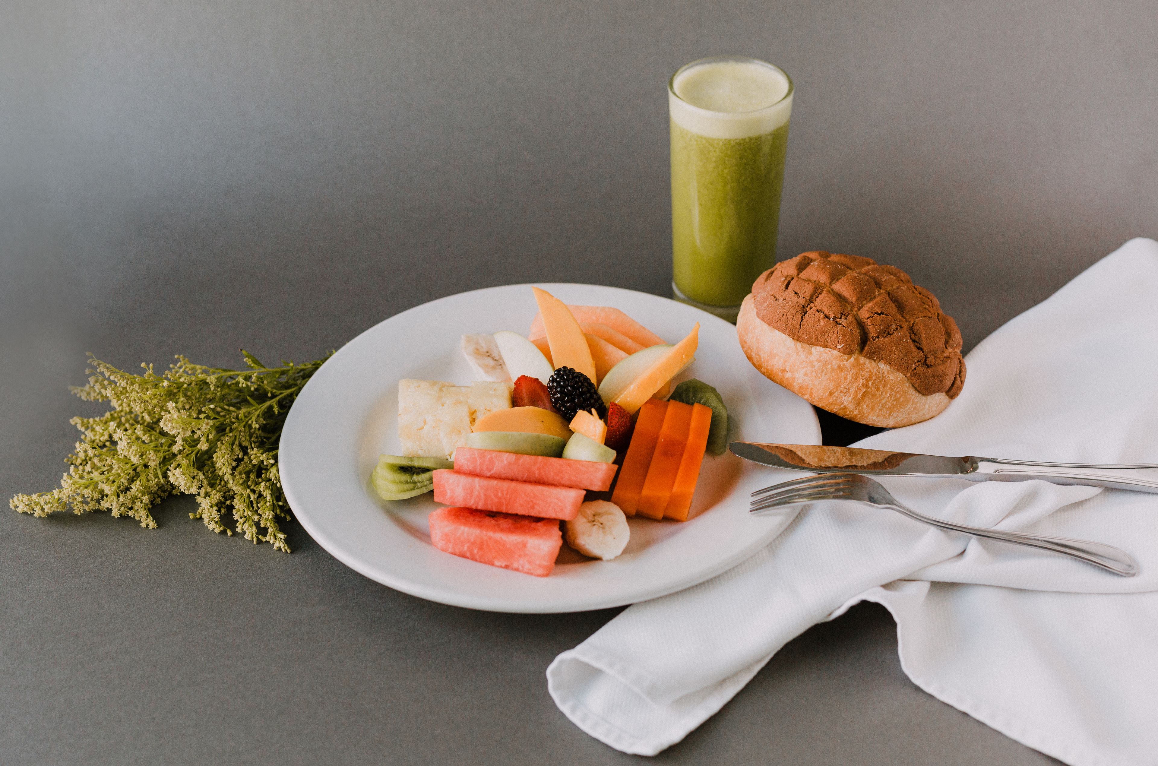 daily full breakfast (mxn 180 per person)