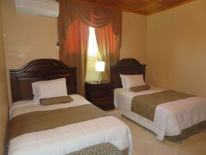 Silver Room  | 1 間臥室、高級寢具、客房內保險箱、書桌