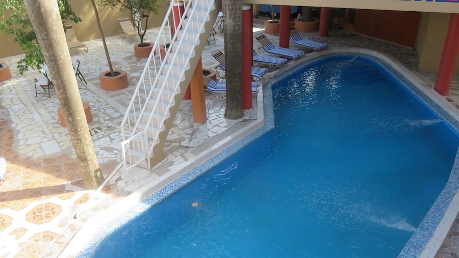 Comfort Plus Hotel