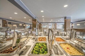 تناول الطعام