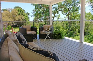 Suite, 1 King Bed, Non Smoking | Porch