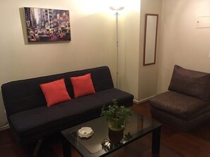 Familienapartment, 2 Schlafzimmer, 2 Bäder (Mardoqueo) | Wohnzimmer | Flachbildfernseher