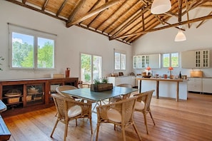 Villa Main House | In-room dining - Morgado do Quintao (Silves)