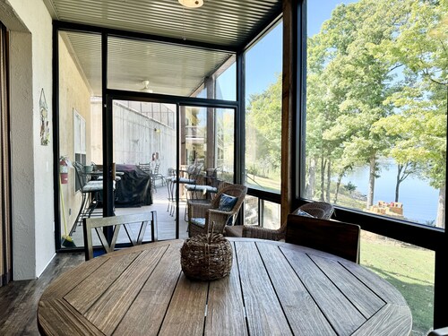 Lower Level Vacation Condo B-1 on Table Rock Lake by RedAwning