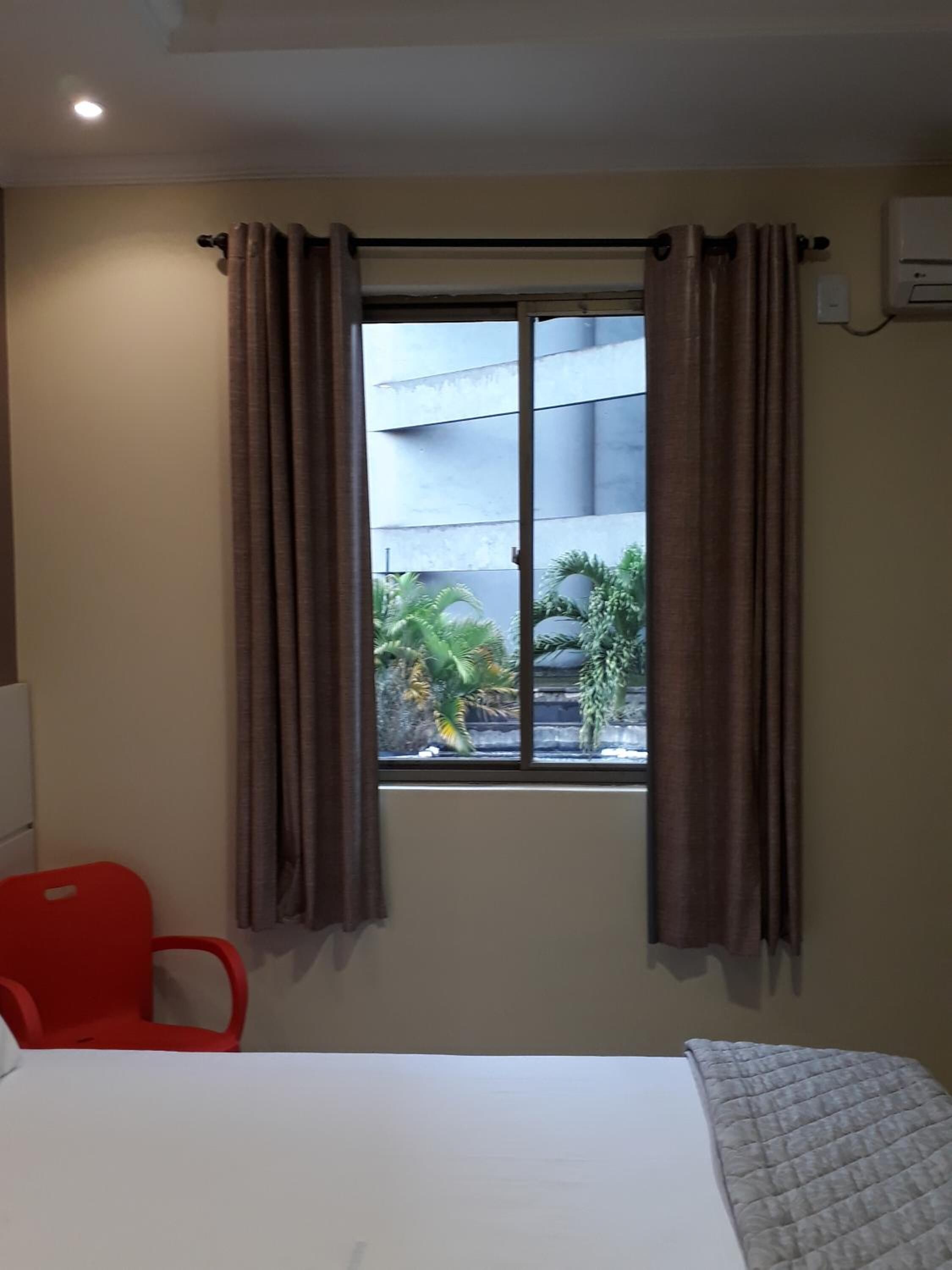 1 bedroom, in-room safe, desk, blackout curtains