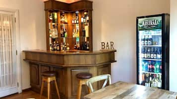 Bar (in der Unterkunft)