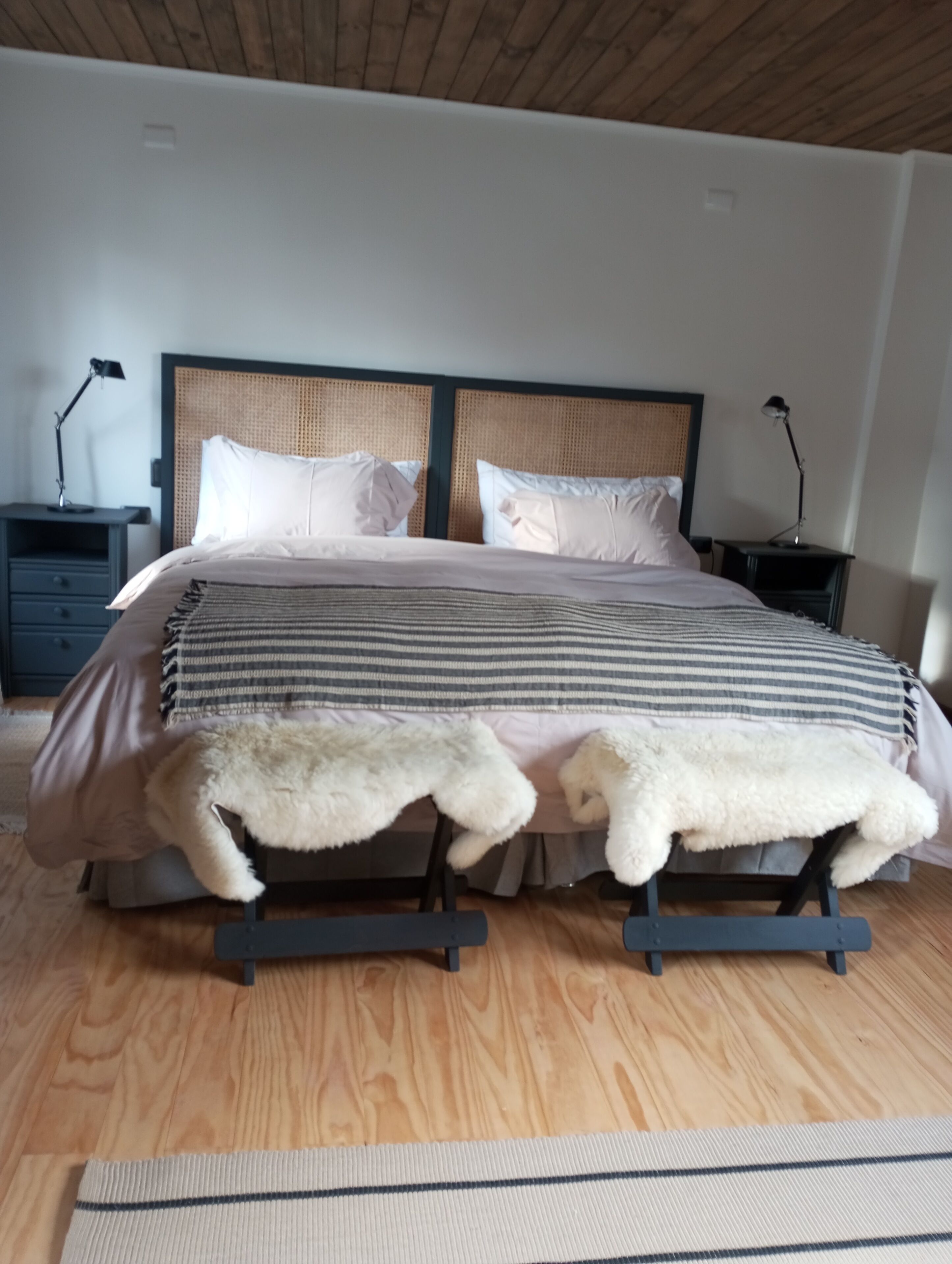 Familie appartement, 1 slaapkamer, en-suite badkamer | Luxe beddengoed, individueel gedecoreerd, een strijkplank/strijkijzer