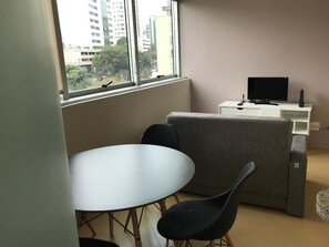 1 quarto, ferros/tábuas de passar roupa, Wi-Fi de cortesia