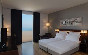 Premium bedding, minibar, in-room safe, desk