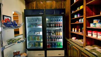 Snack bar