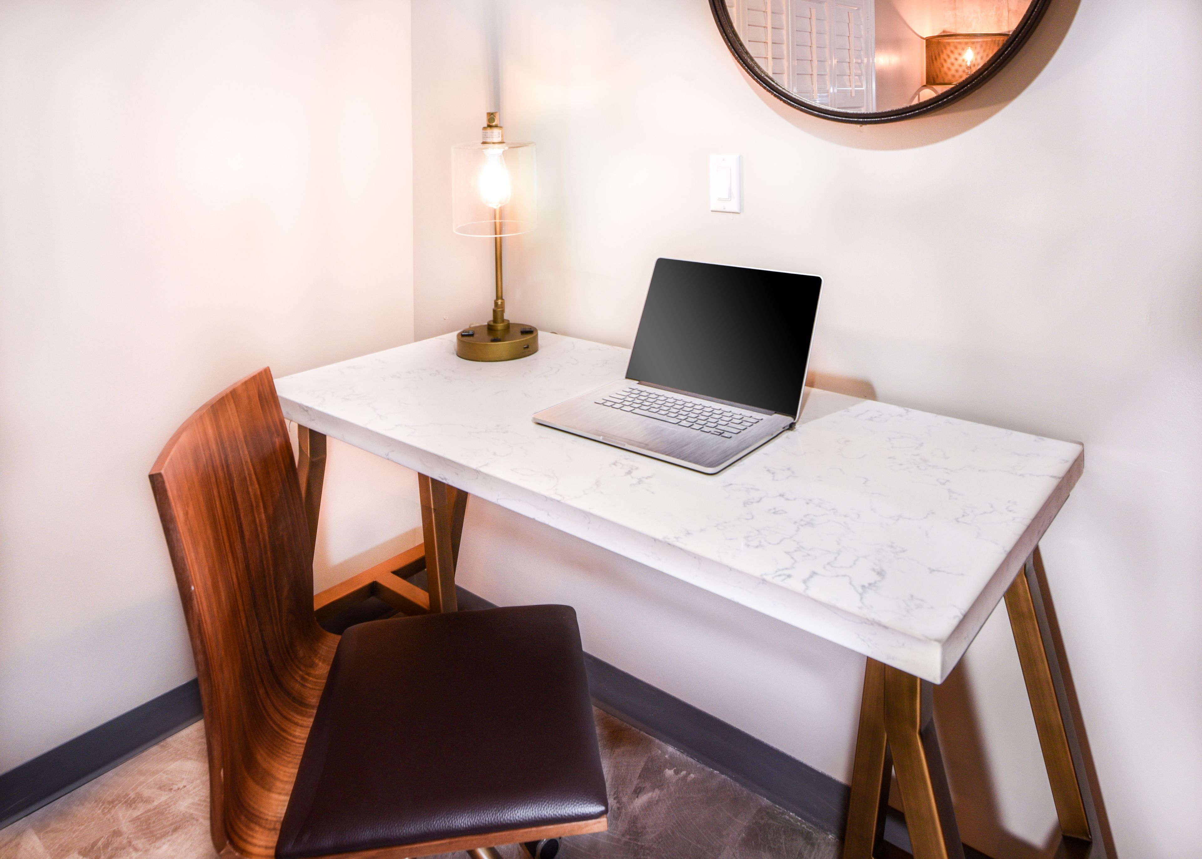 Photo - Hollywood Inn Suites Hotel