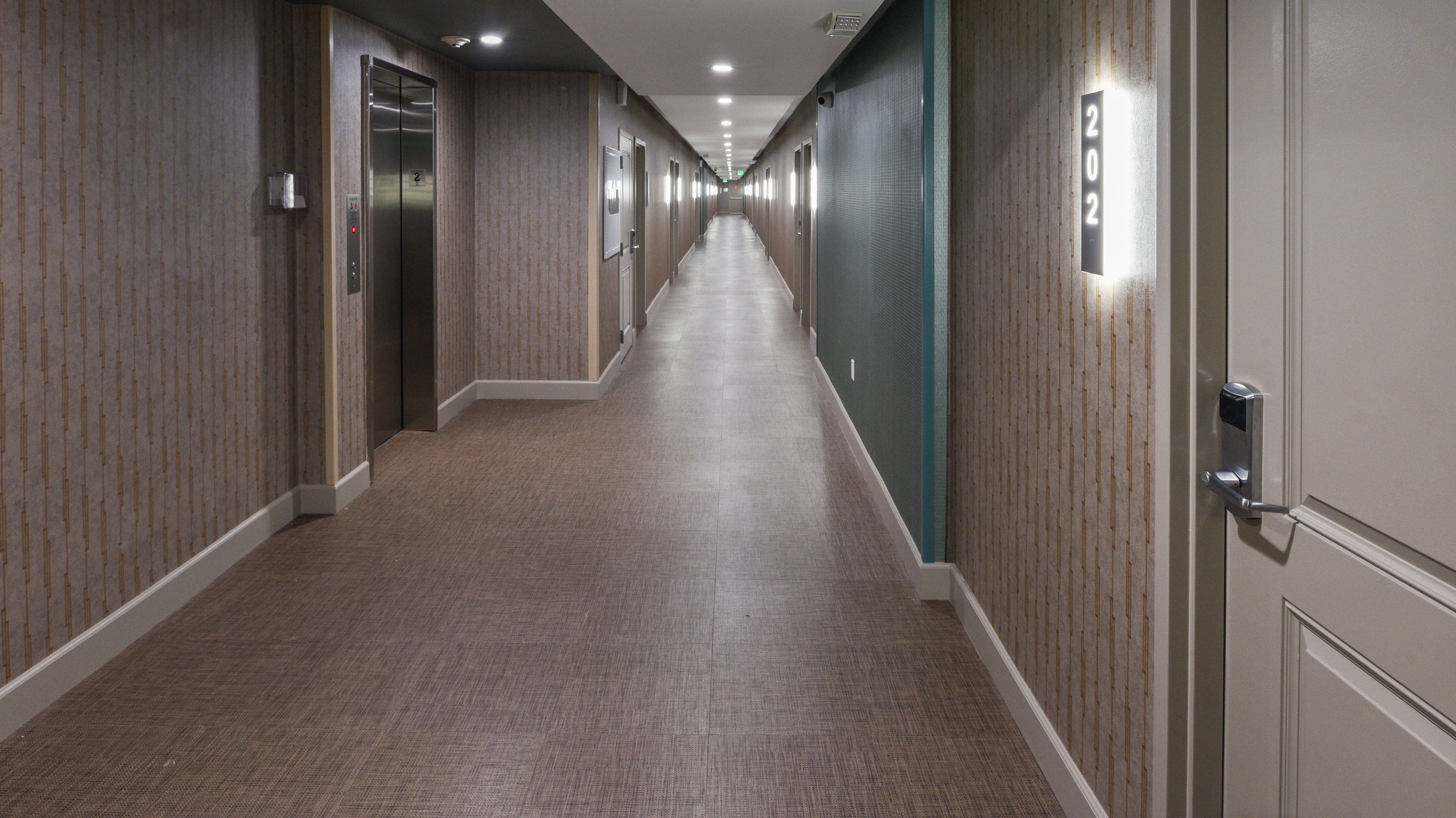 Photo - Hollywood Inn Suites Hotel