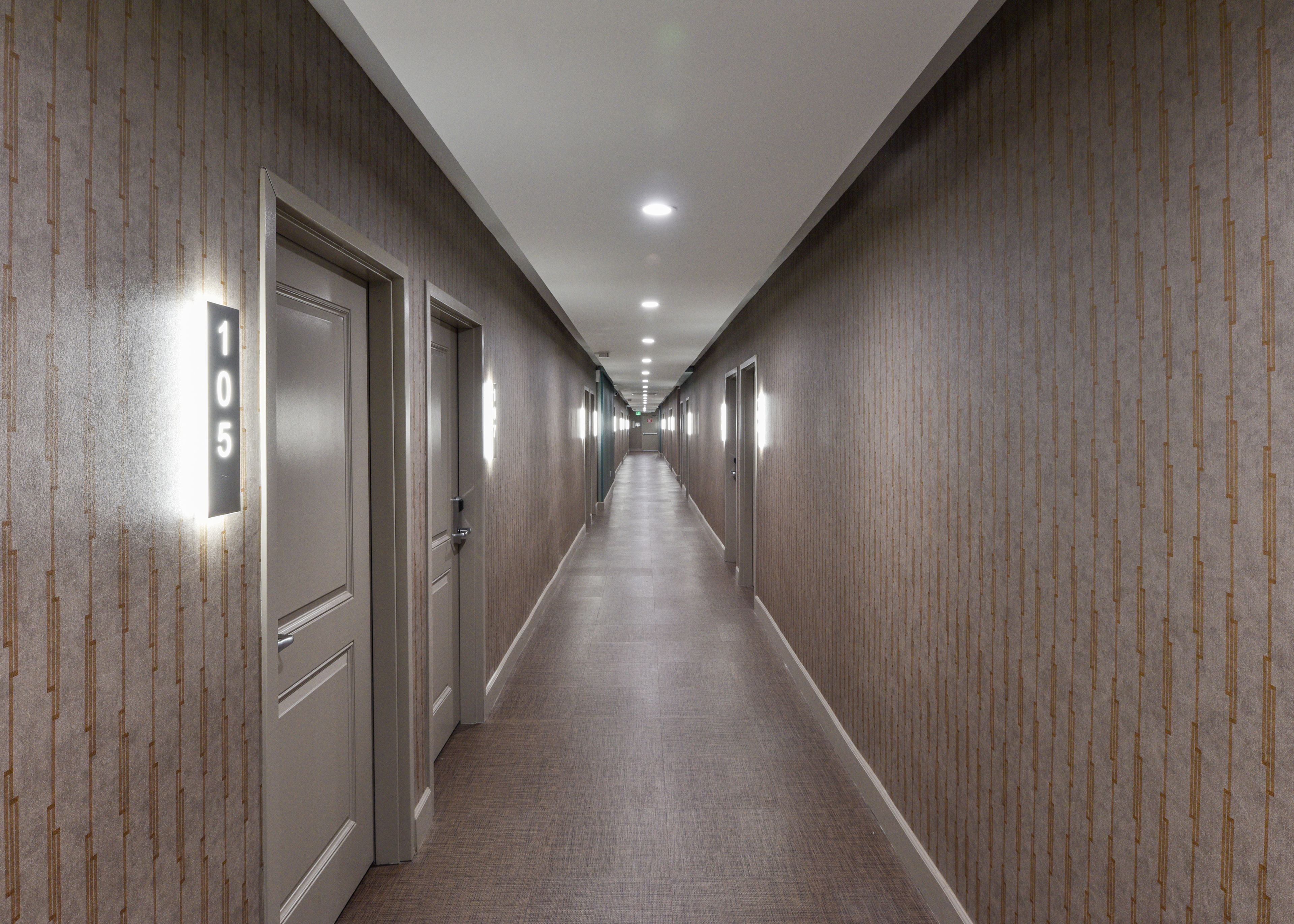 Photo - Hollywood Inn Suites Hotel