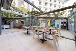 Porch - Ulubat Castle Hotel (Istanbul)