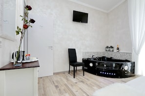 Deluxe-Suite, Whirlpool | Whirlwanne