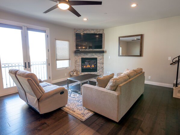 Téléviseur connecté, foyer