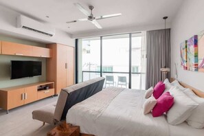 1 bedroom, iron/ironing board, travel cot, WiFi