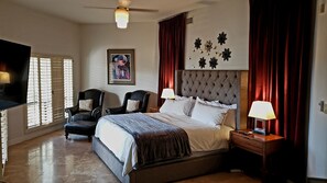 4 bedrooms, desk, iron/ironing board, travel crib