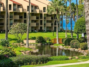 Property grounds - Spacious Kihei Condo - Kamaole Sands 1202 (KIHEI)