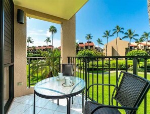 Outdoor dining - Spacious Kihei Condo - Kamaole Sands 1202 (KIHEI)