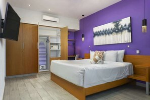 2 bedrooms, iron/ironing board, WiFi, bed sheets - Rooftop Pool Condo Steps from Beach & Dining (Solidaridad)