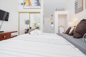 1 bedroom, iron/ironing board, free WiFi, bed sheets