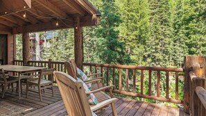 Outdoor dining - OVER THE RIVER AND THROUGH THE WOODS (Sundance)