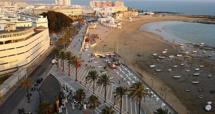 ATLANTICO Family Home by Cadiz4Rentals