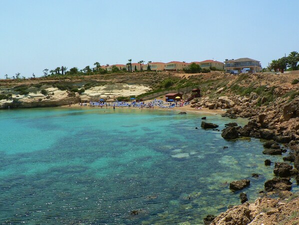 Beach nearby - Fabulous 4 Bed Villa,Big Pool,WIFI, table tennis, 2mins walk to beach (Protaras)