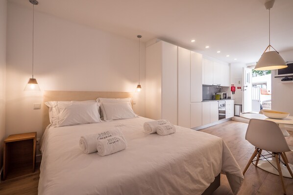 Soundproofing, iron/ironing board, WiFi, bed sheets