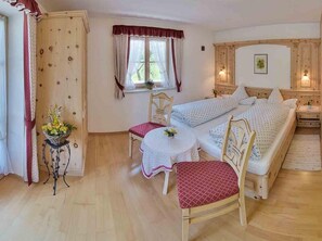 2 Schlafzimmer, Internetzugang, Bettwäsche