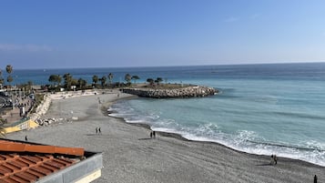 Sulla spiaggia, teli da spiaggia