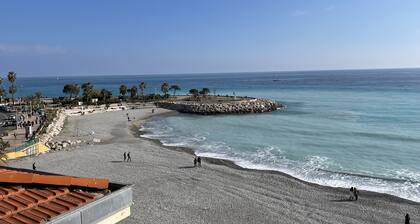 Le Provençal: Appt (2-5pers) mit Blick auf den Strand und das Meer! Klimaanlage