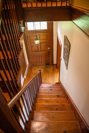 Interior - George Washington Slept Here! (St Stephens Church)