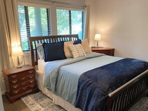 1 chambre, bureau, fer et planche à repasser, Wi-Fi gratuit