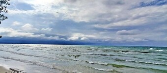Seashell Beach House - Steps To Wasaga Beach