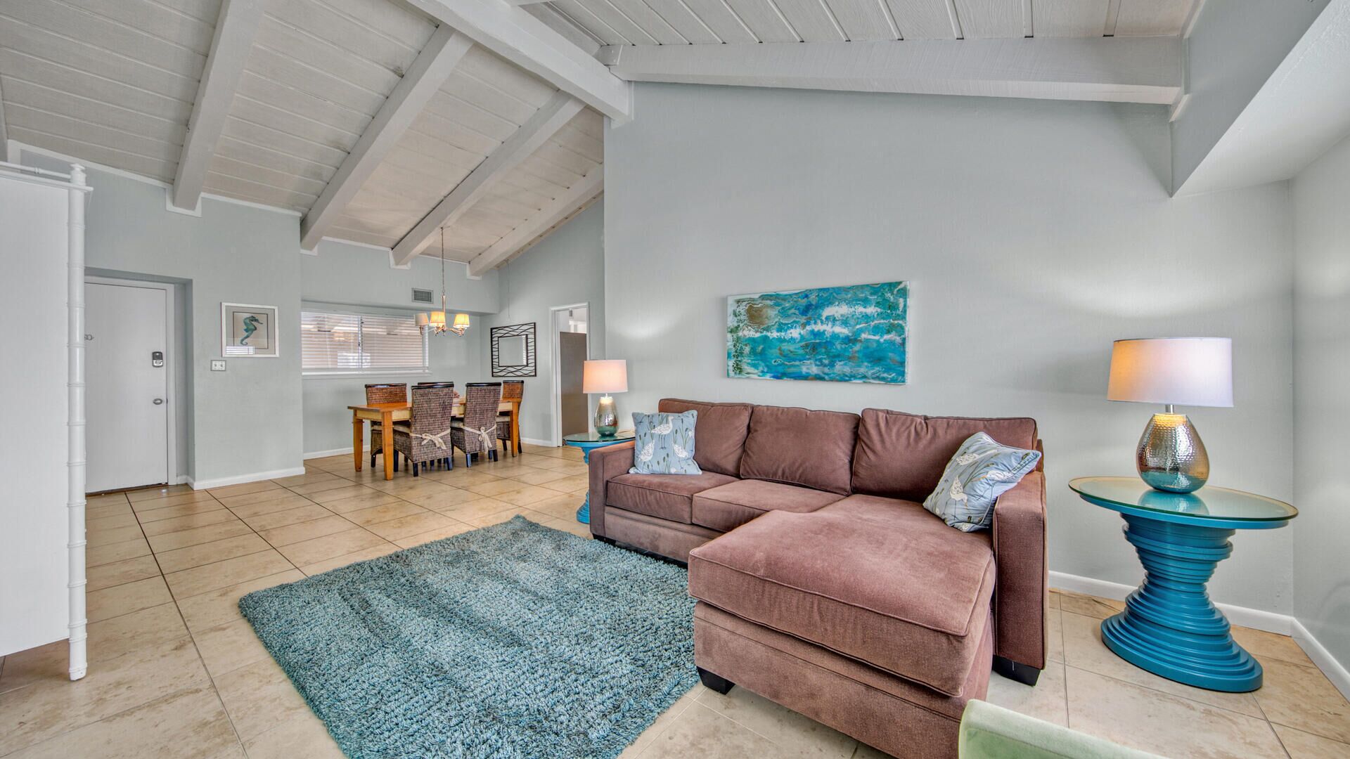 Beach Service Included, Private Beach, Chateau La Mer 10E!